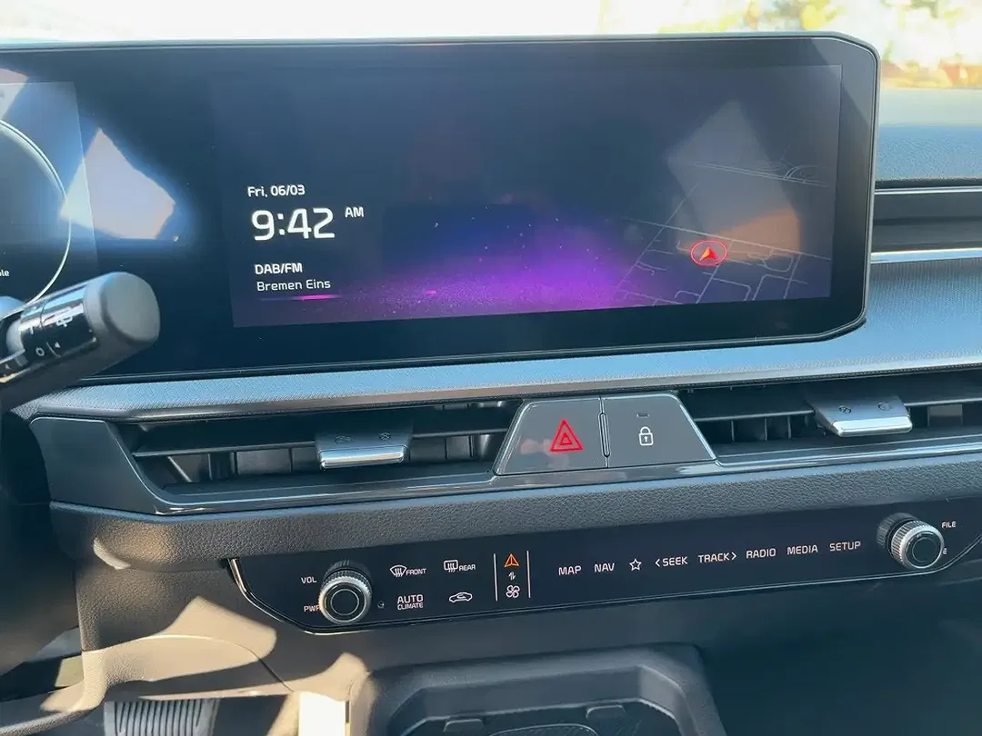 Kia Stonic - Thumbnail 11