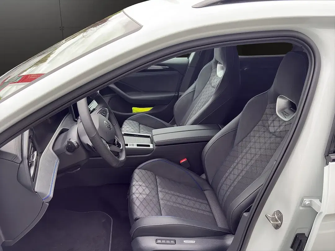 Volkswagen Passat Variant - Thumbnail 7