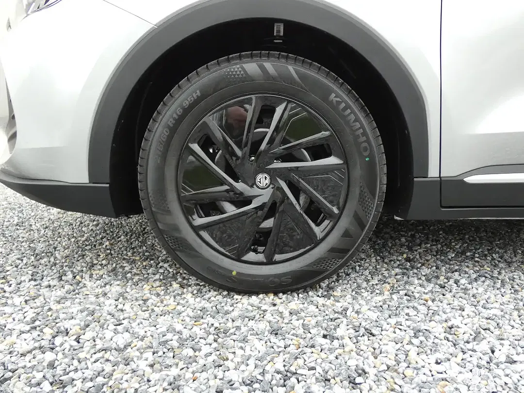 MG ZS - Thumbnail 23