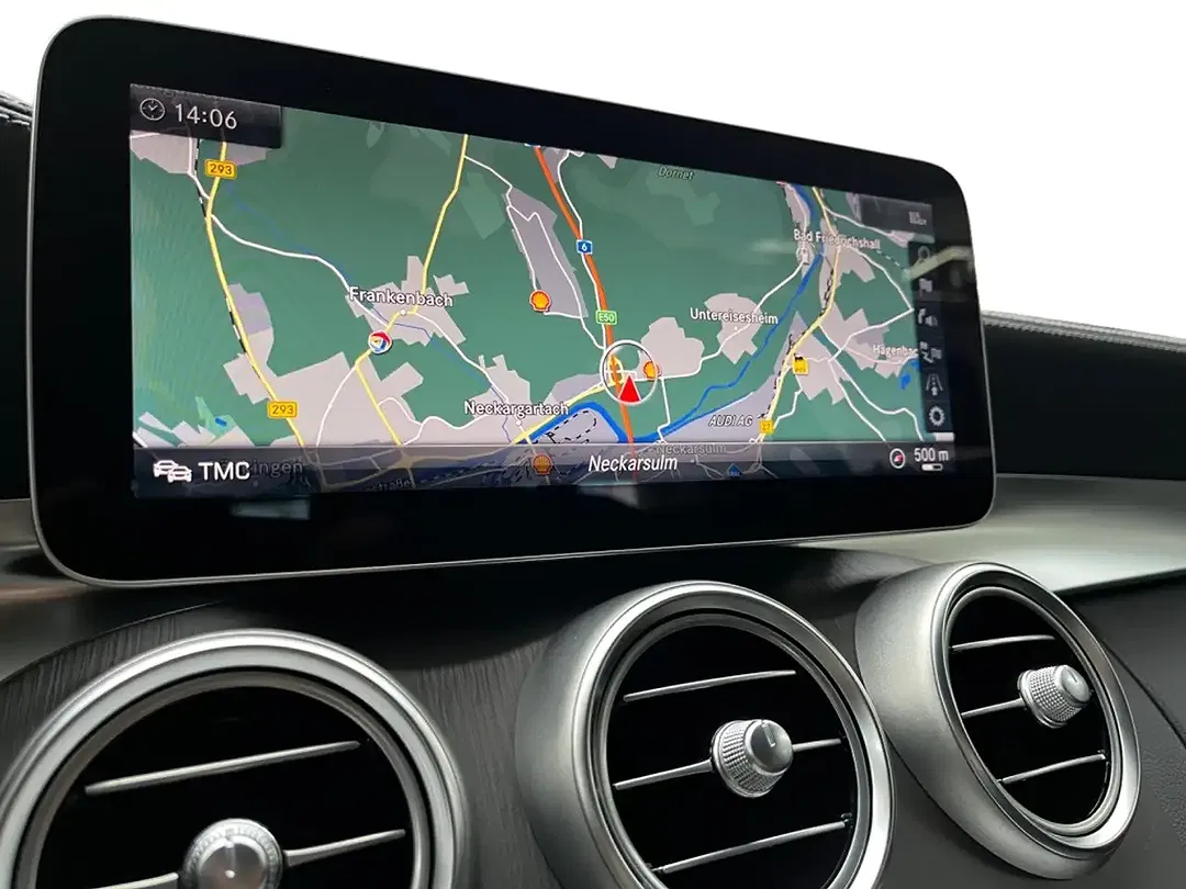 Mercedes-Benz C 300 - Thumbnail 11