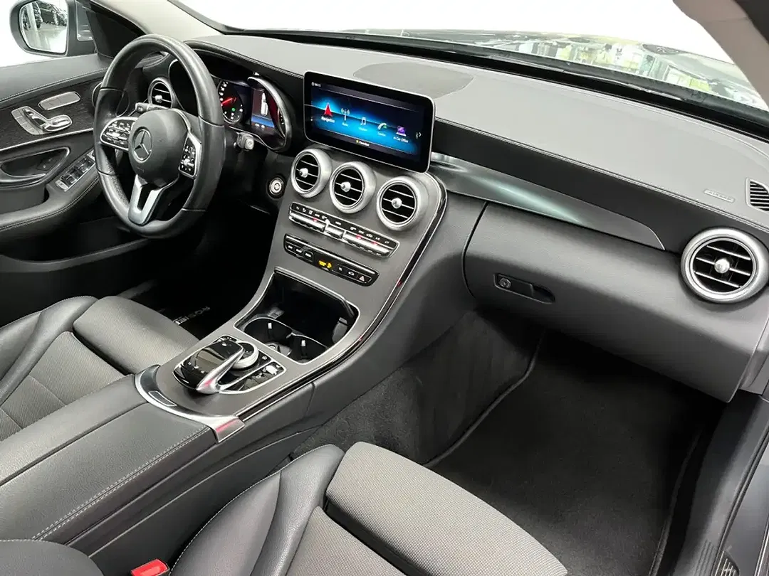 Mercedes-Benz C 300 - Thumbnail 3