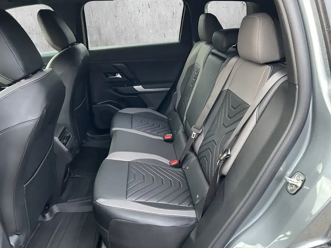 Jeep Compass - Thumbnail 11