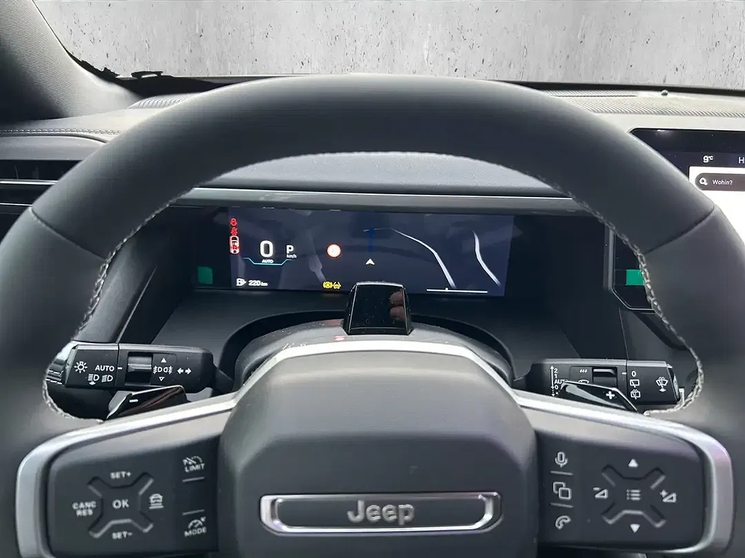 Jeep Compass - Thumbnail 13