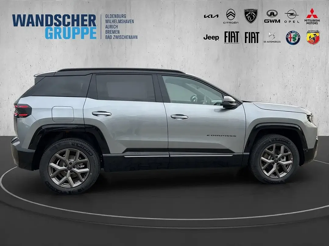 Jeep Compass - Thumbnail 6