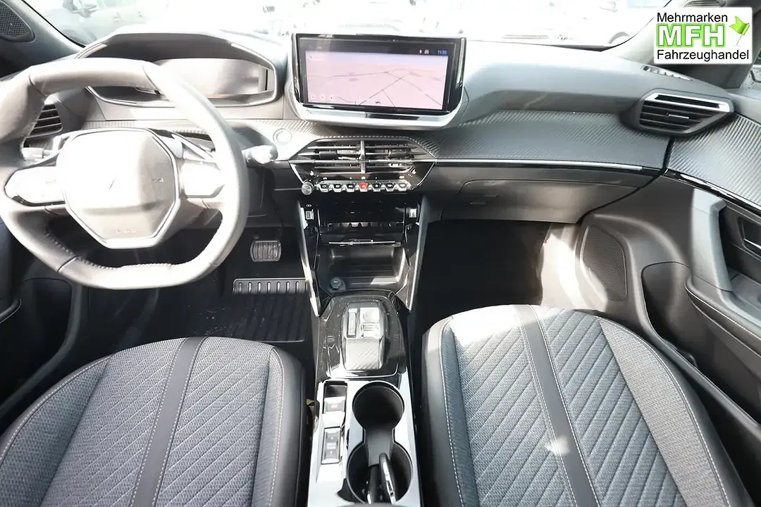 Peugeot 2008 - Thumbnail 7