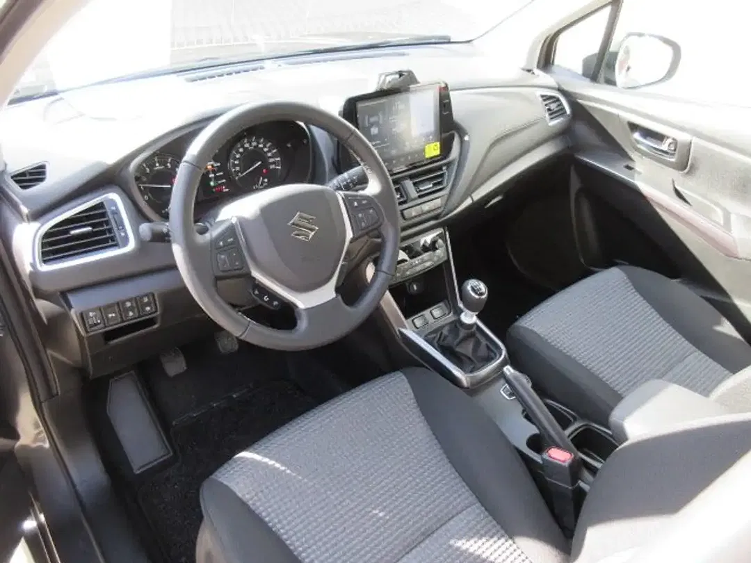 Suzuki S-Cross - Thumbnail 10