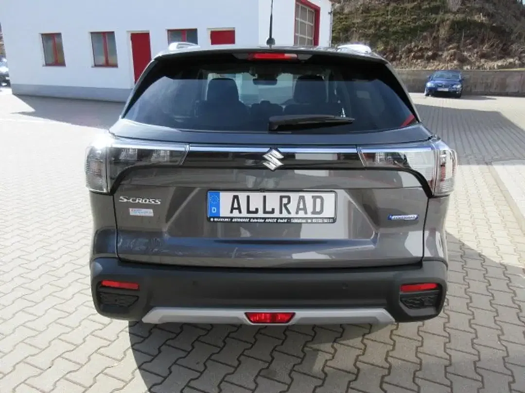 Suzuki S-Cross - Thumbnail 5