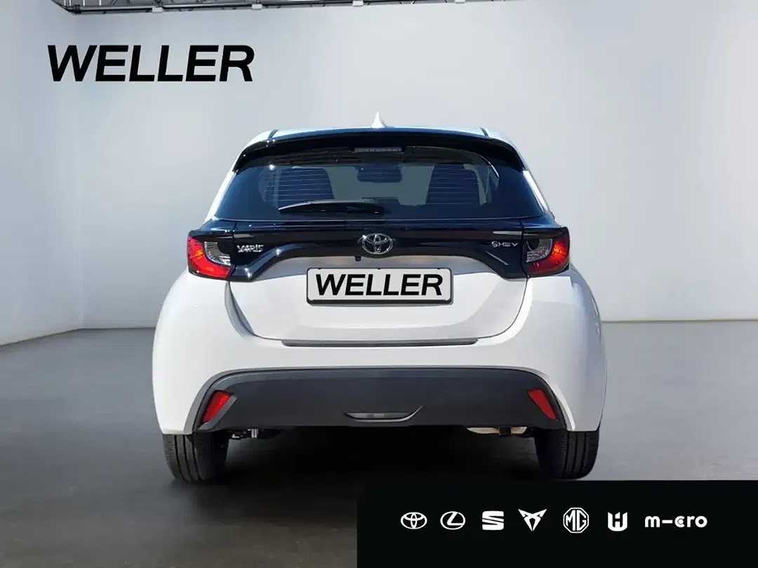Toyota Yaris - Thumbnail 13