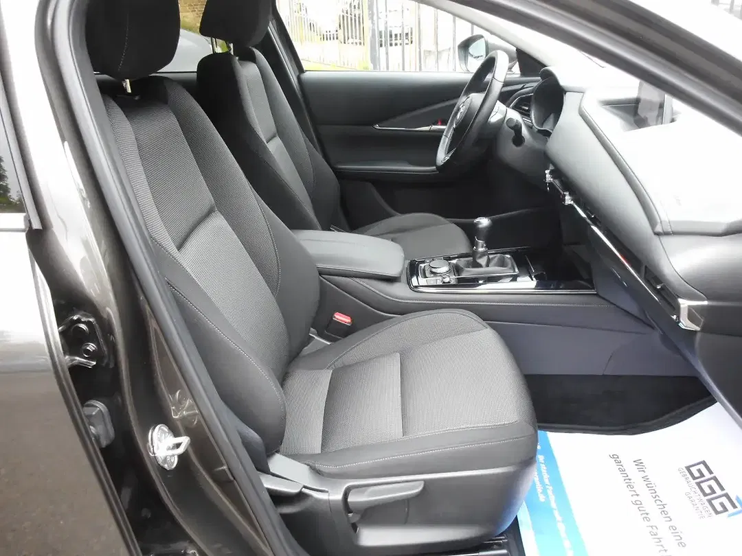 Mazda CX-30 - Thumbnail 10