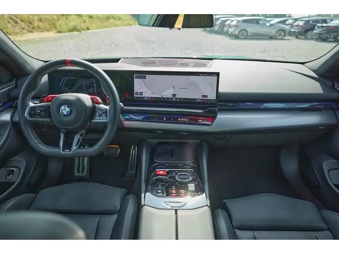 BMW M5 - Thumbnail 7