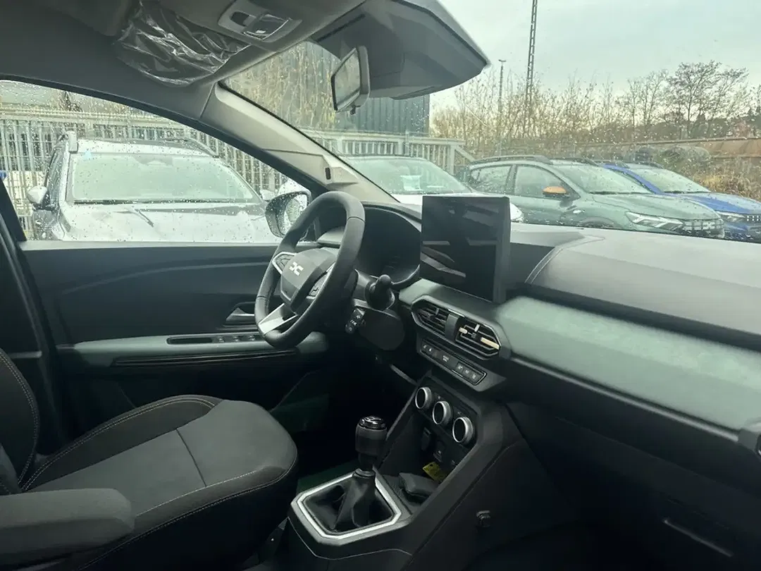 Dacia Sandero - Thumbnail 11