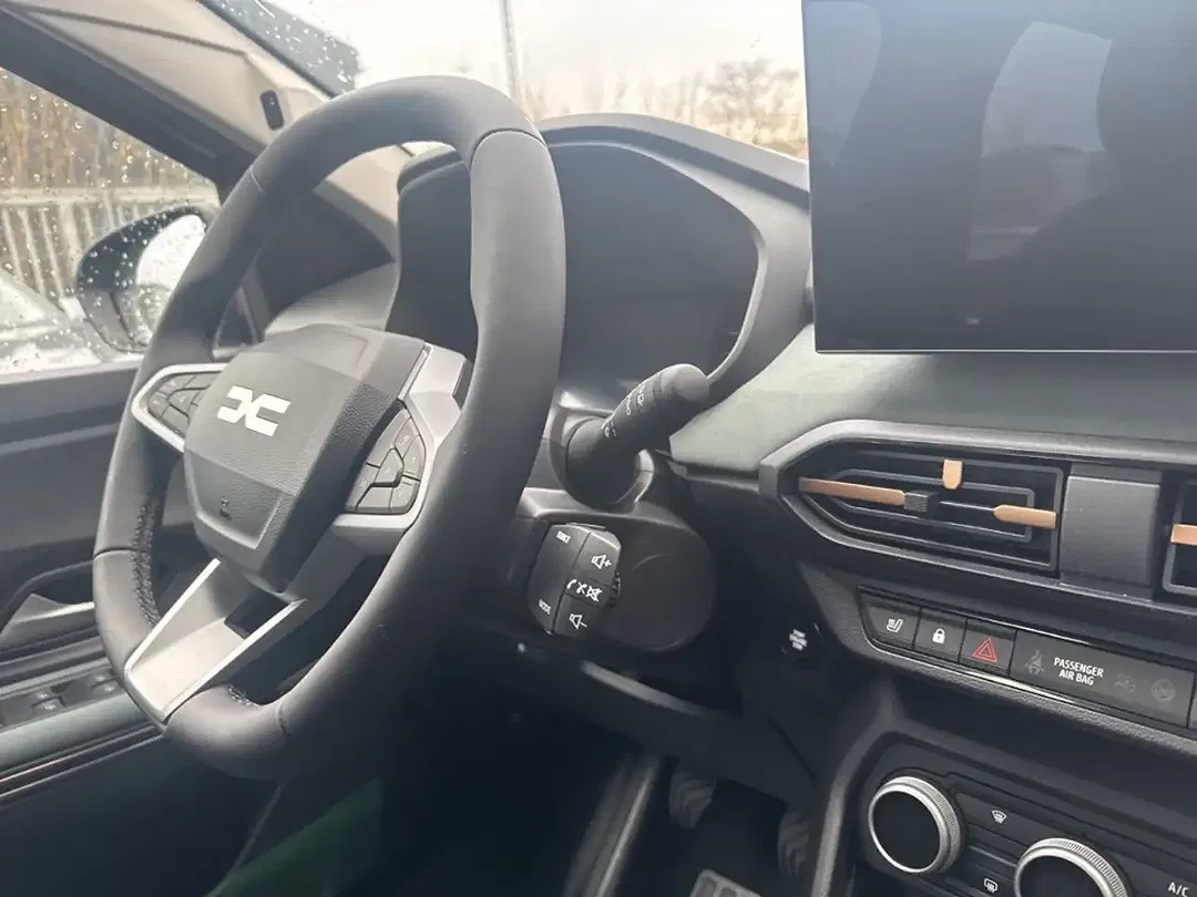 Dacia Sandero - Thumbnail 12