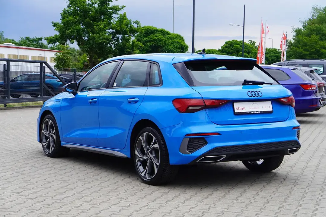 Audi A3 - Thumbnail 3