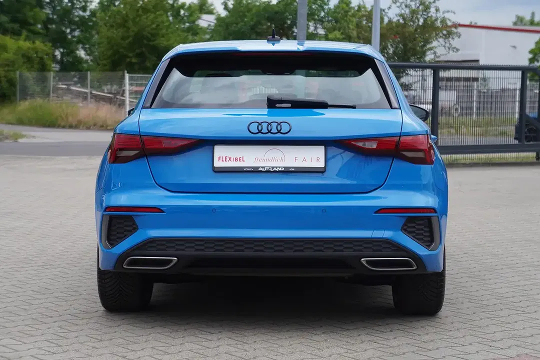 Audi A3 - Thumbnail 4