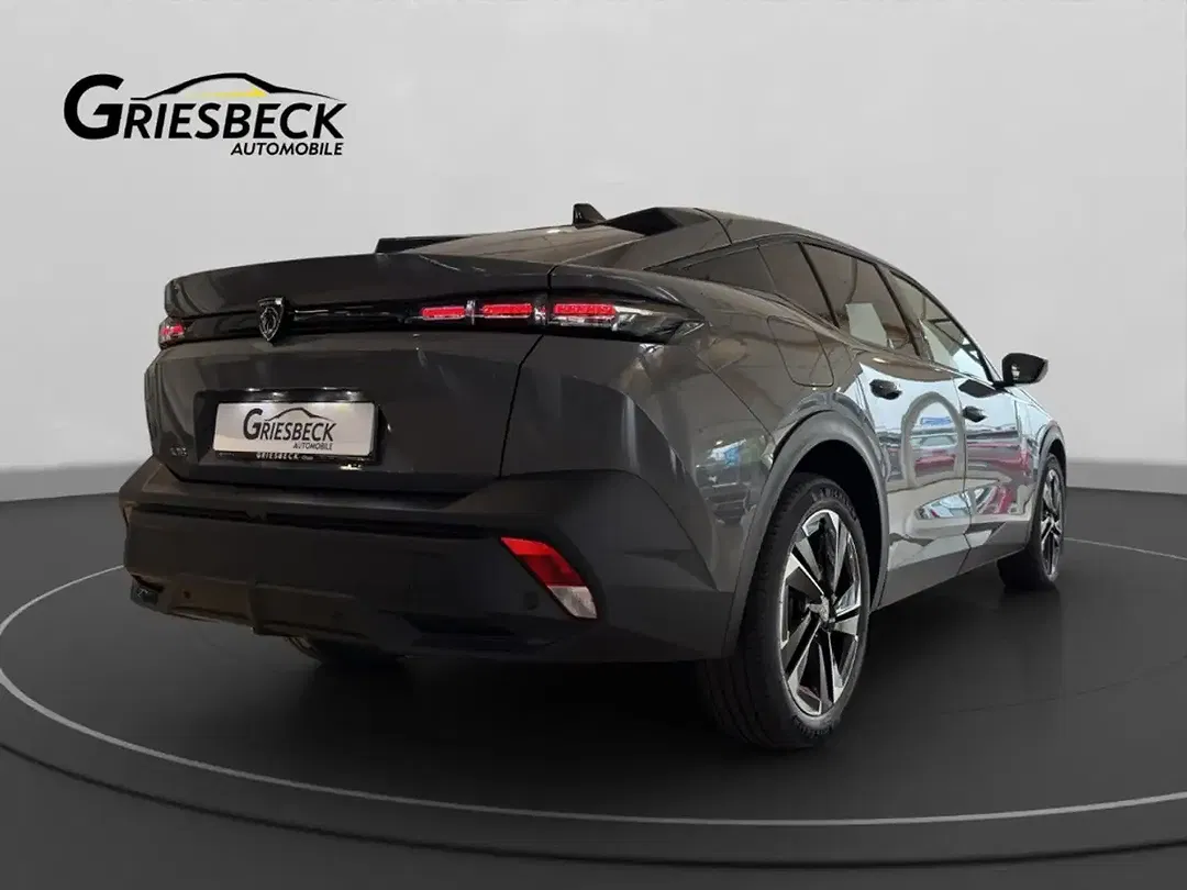 Peugeot 408 - Thumbnail 4