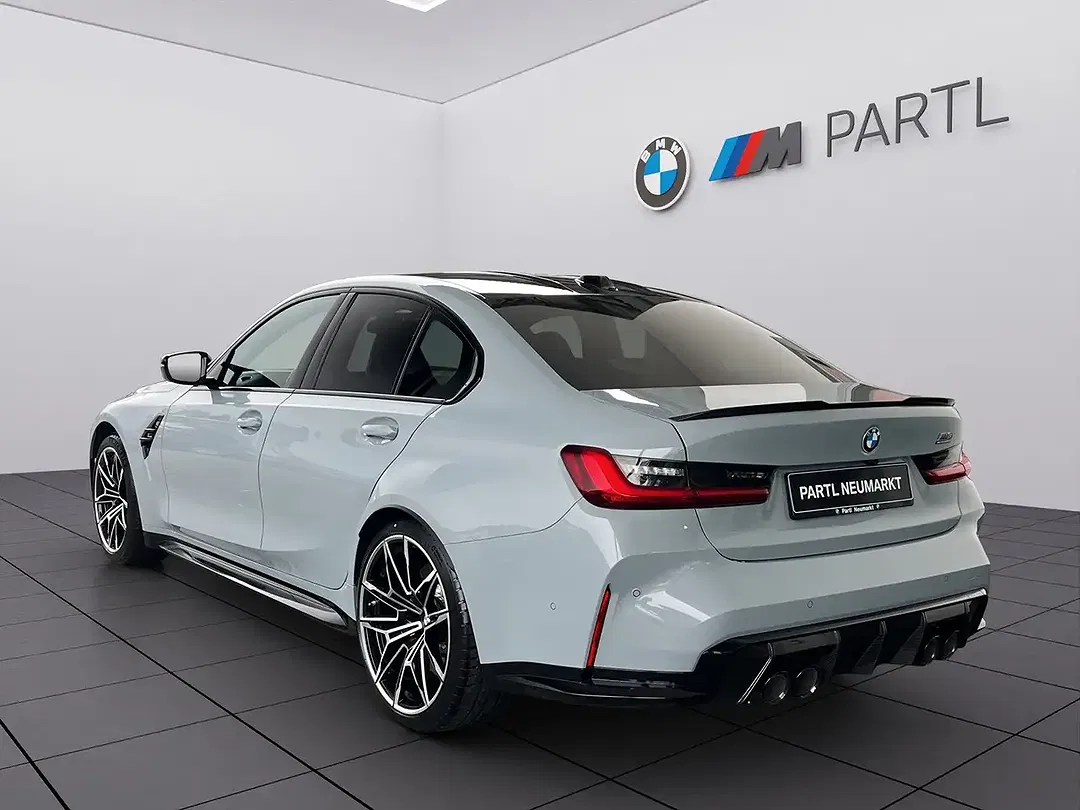 BMW M3 - Thumbnail 3