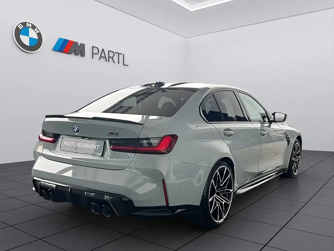 BMW M3 - Thumbnail 4