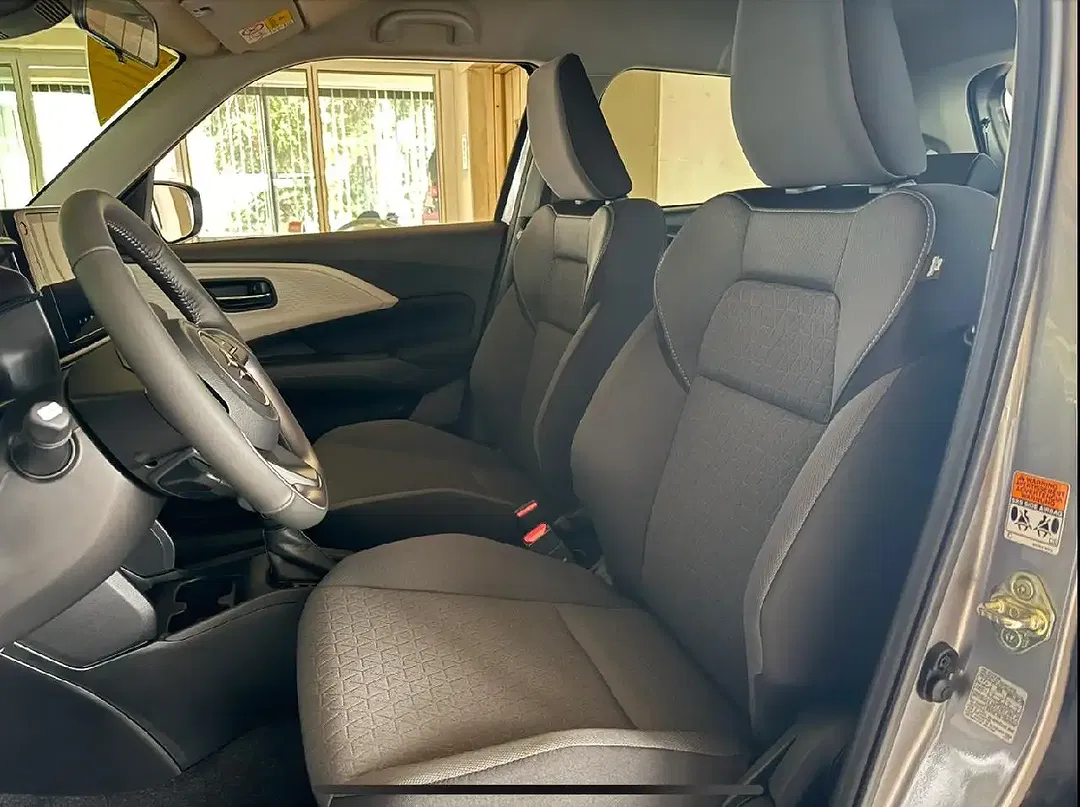 Suzuki Swift - Thumbnail 12