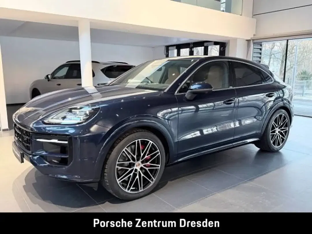 Porsche Cayenne - Thumbnail 1