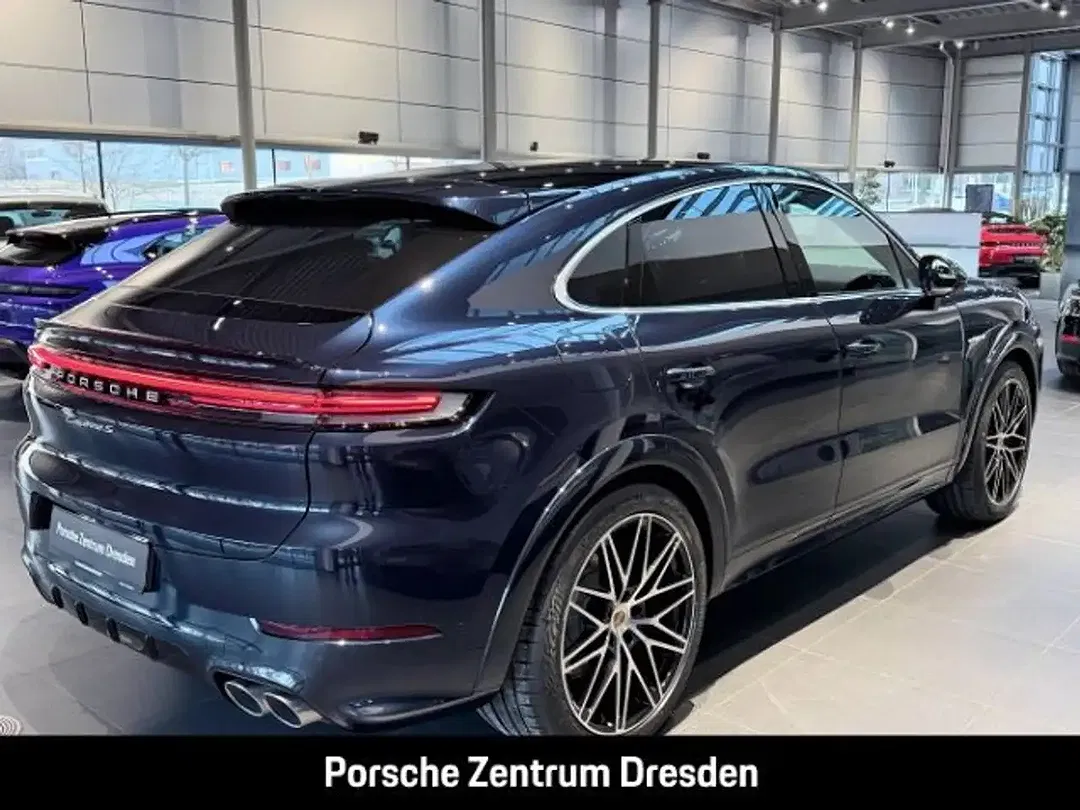 Porsche Cayenne - Thumbnail 7