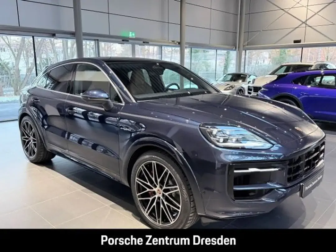 Porsche Cayenne - Thumbnail 8