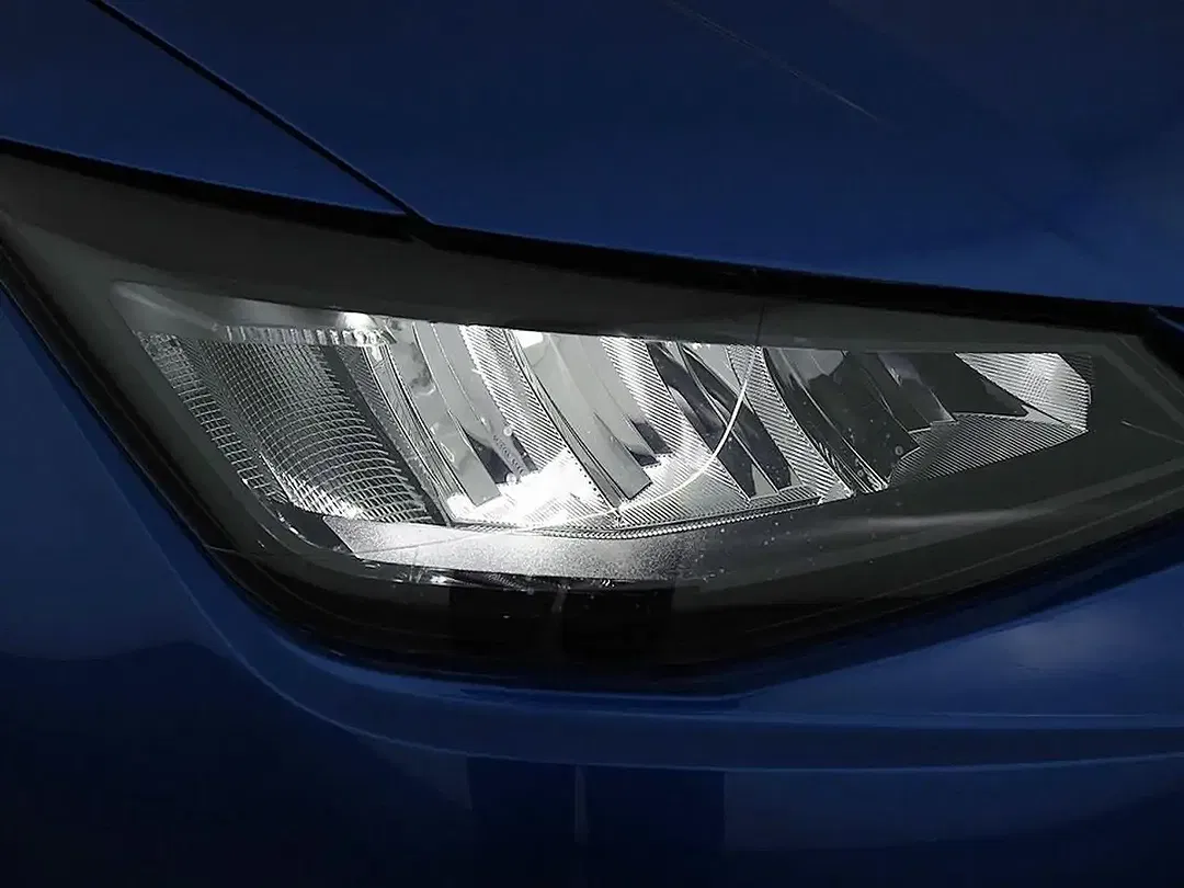 SEAT Ibiza - Thumbnail 10