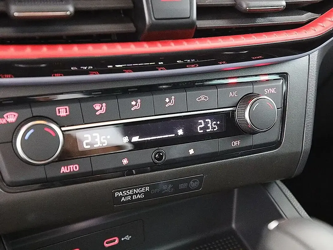 SEAT Ibiza - Thumbnail 16