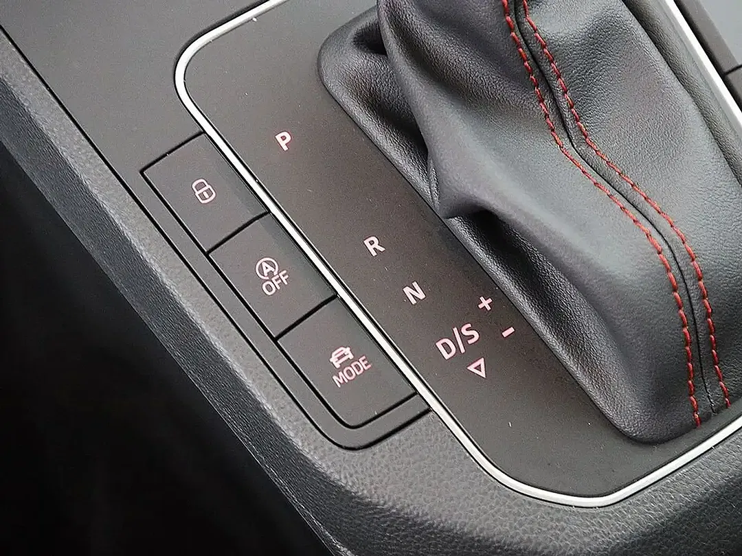 SEAT Ibiza - Thumbnail 17