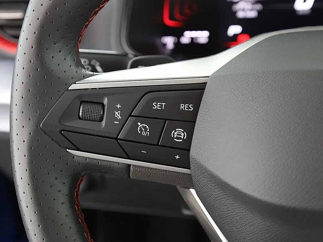 SEAT Ibiza - Thumbnail 21