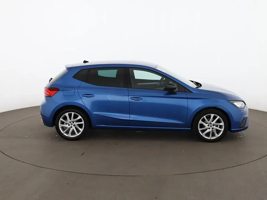 SEAT Ibiza - Thumbnail 4