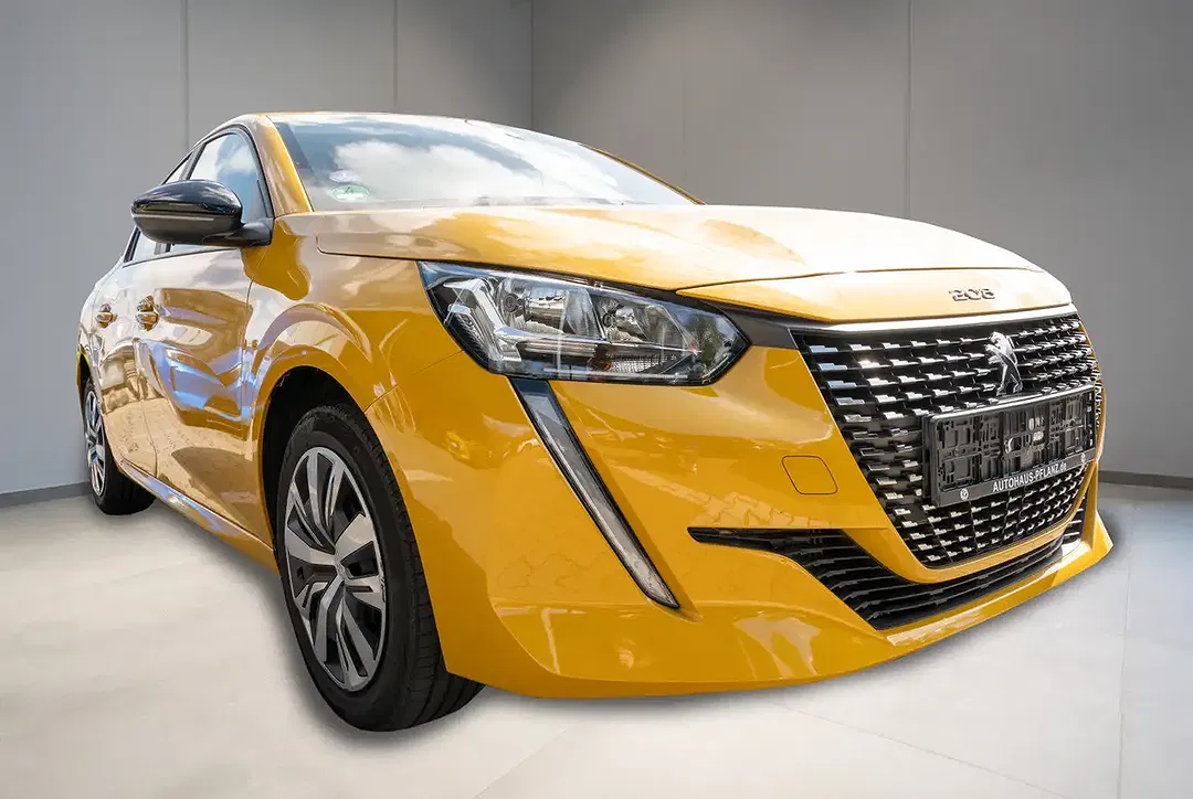 Peugeot 208 - Thumbnail 2