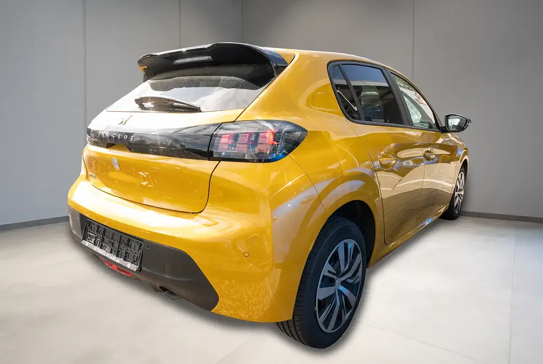 Peugeot 208 - Thumbnail 3