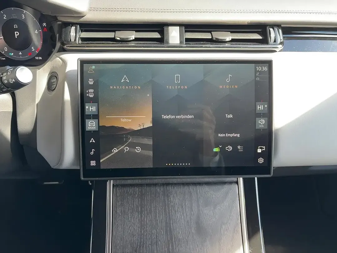 Land Rover Range Rover Velar - Thumbnail 12