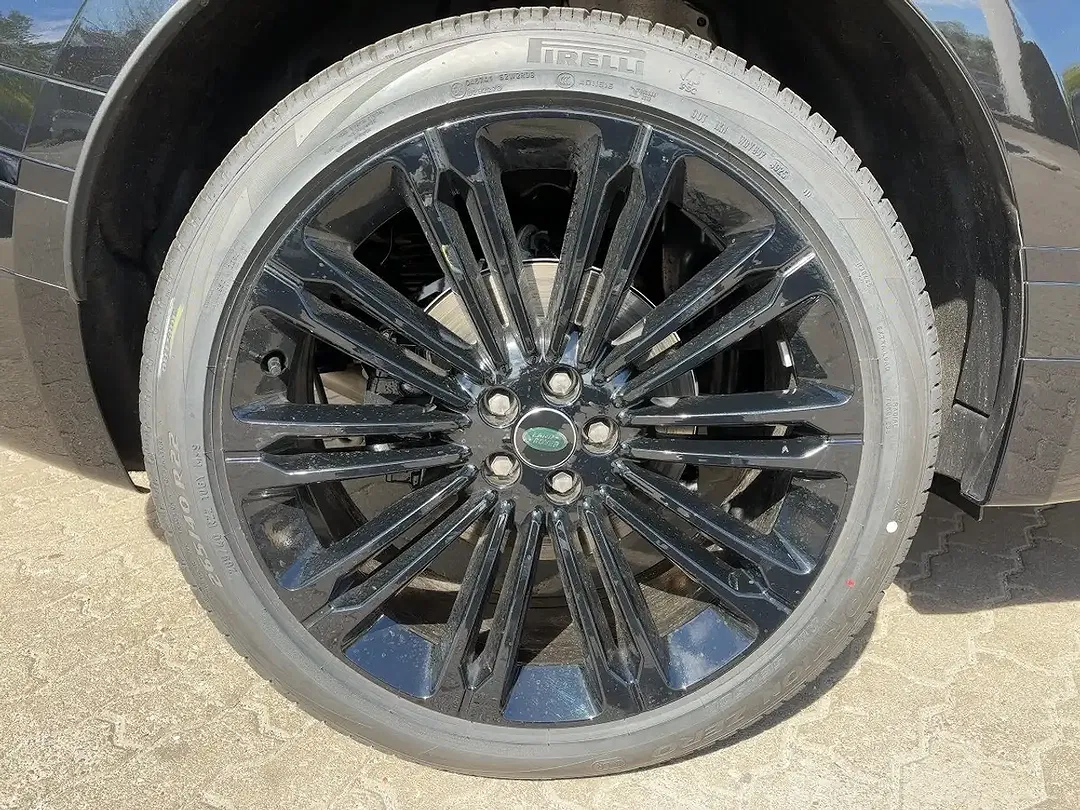Land Rover Range Rover Velar - Thumbnail 13