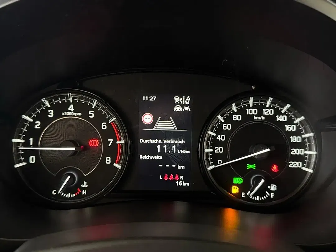 Suzuki S-Cross - Thumbnail 10