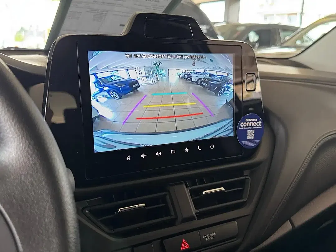 Suzuki S-Cross - Thumbnail 12