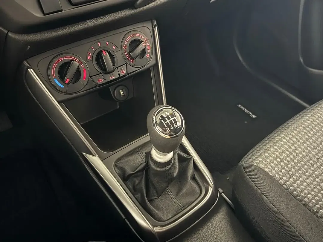Suzuki S-Cross - Thumbnail 13