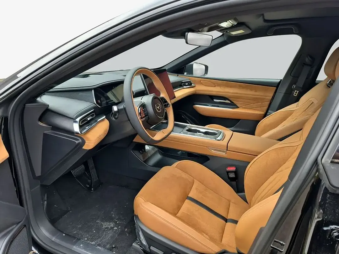 Mazda 6e - Thumbnail 9