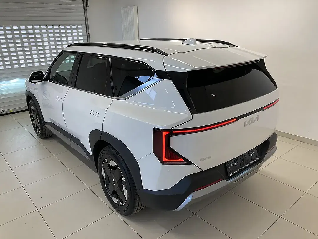 Kia EV5 - Thumbnail 3