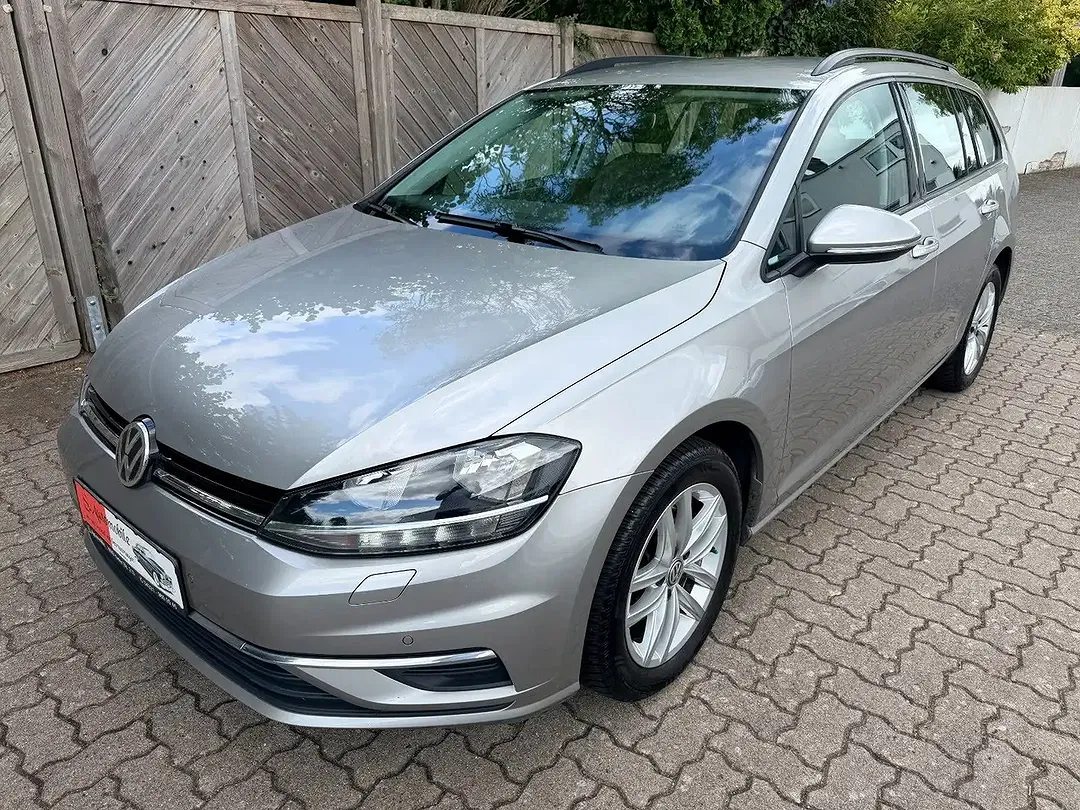 Volkswagen Golf - Thumbnail 13