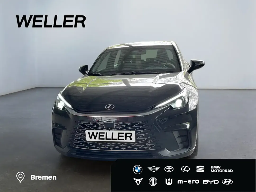 Lexus LBX - Thumbnail 2