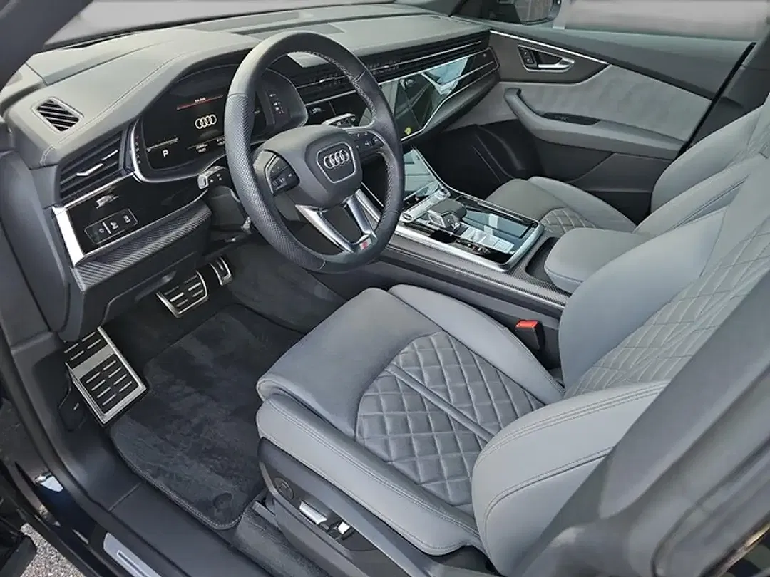 Audi Q8 - Thumbnail 10