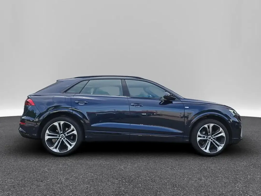 Audi Q8 - Thumbnail 8
