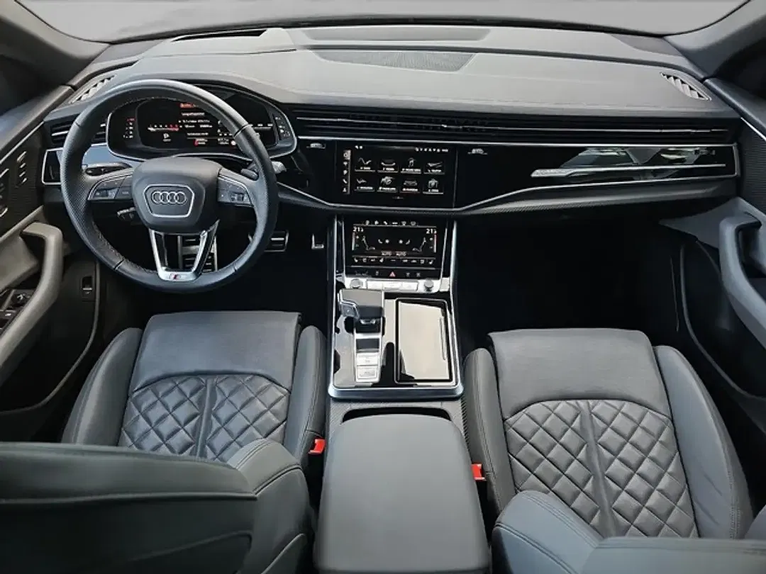 Audi Q8 - Thumbnail 9