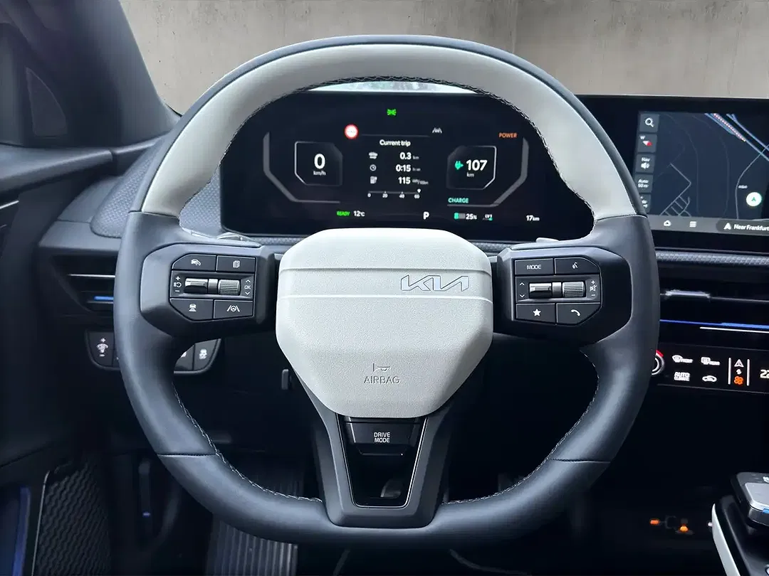 Kia EV6 - Thumbnail 10