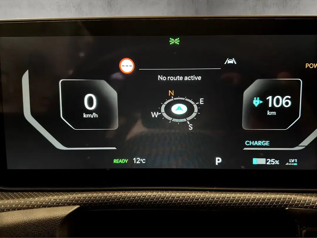 Kia EV6 - Thumbnail 11