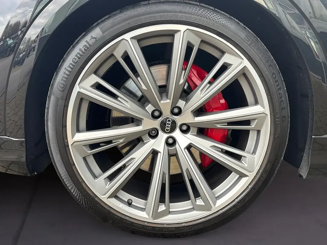 Audi SQ8 - Thumbnail 5