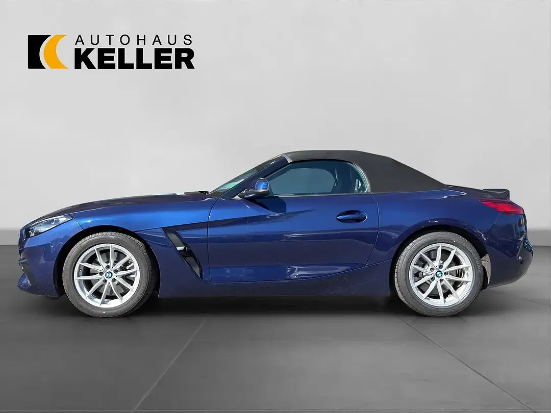 BMW Z4 - Thumbnail 3