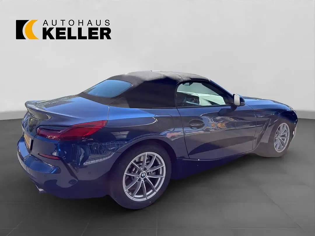 BMW Z4 - Thumbnail 6