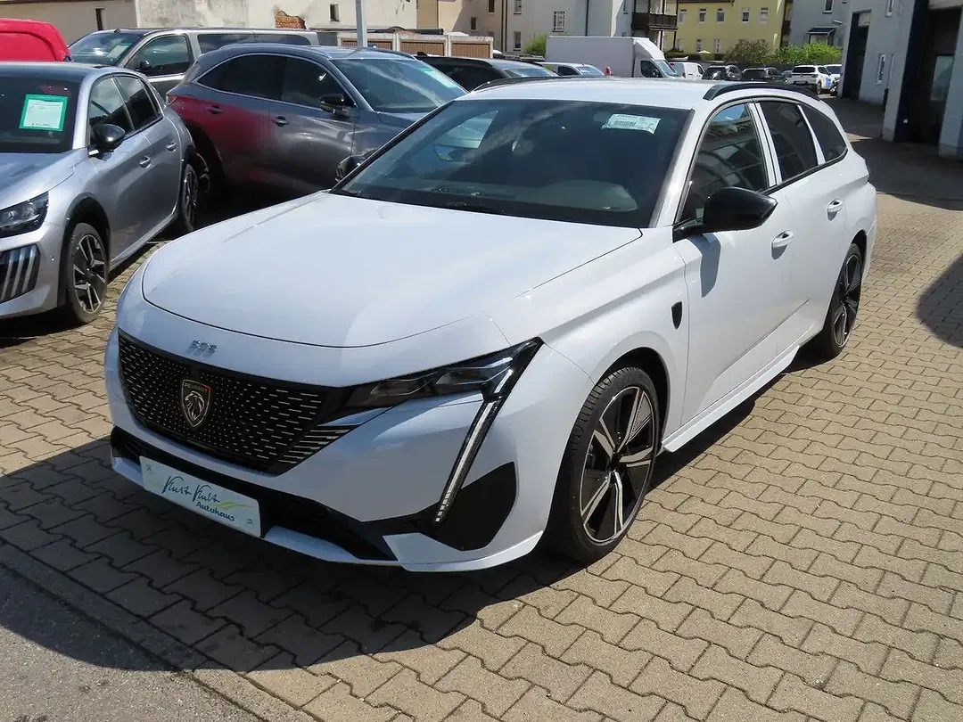 Peugeot 308 - Thumbnail 3